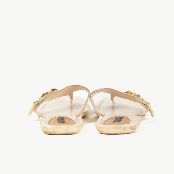 Louis Vuitton Zoé Blanc Patent-Leather LV Flat Thong Sandals - Picture 4 of 10